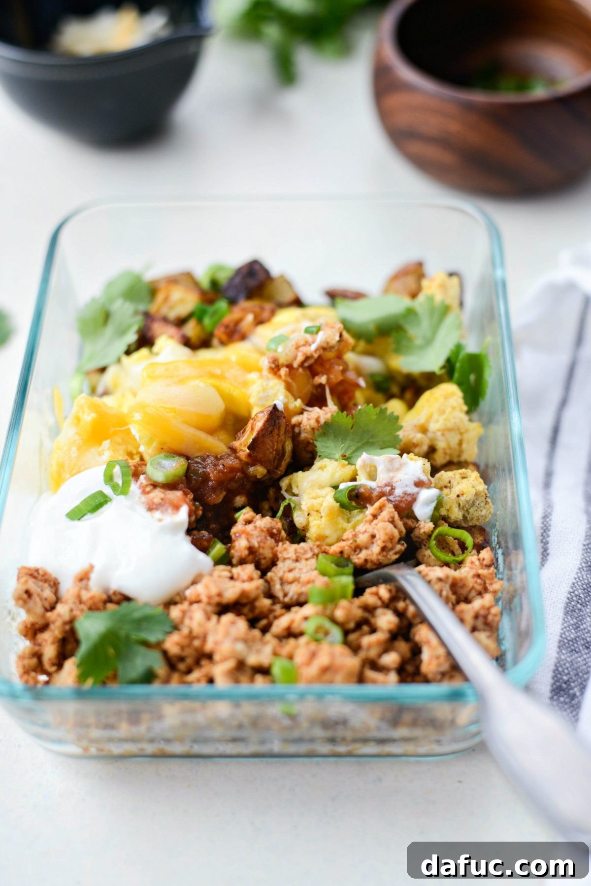 Easy Turkey Taco Breakfast Scramble Meal Prep 13 A delicious and fulfilling Turkey Taco Breakfast Scramble in a clear glass container, ready for consumption.