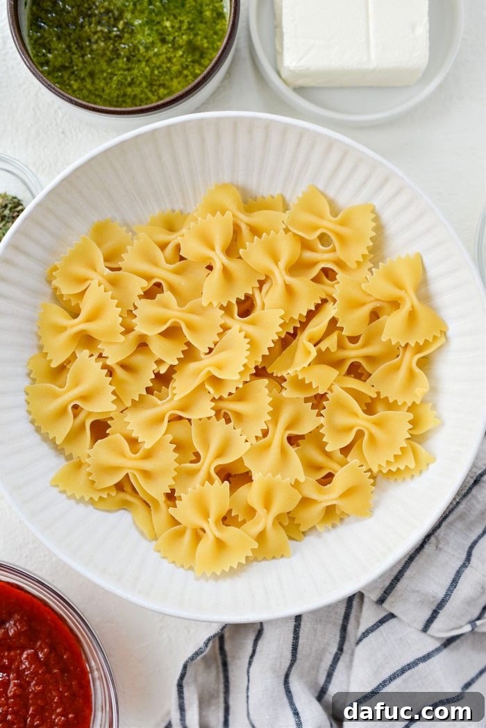 Pesto Sosuyla Çıtır Hava Fritözü Makarna Cipsleri 5 Dried bowtie pasta