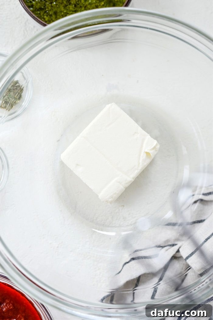 Pesto Sosuyla Çıtır Hava Fritözü Makarna Cipsleri 6 Room temperature cream cheese